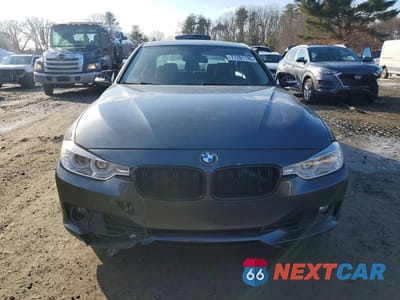 Piąte zdjęcie samochodu w środku: 2013 BMW 328 XI SULEV VIN:WBA3B5C56DJ598572 - miniatura