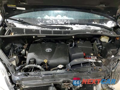 Zdjęcie 12 z 13 samochodu: 2018 TOYOTA SIENNA XLE PREMIUM 7-PASSENGER VIN:5TDDZ3DC7JS190567 - miniatura