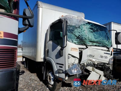 Czwarte zdjęcie samochodu z boku: 2015 ISUZU NPR HD VIN:54DC4W1BXFS806053 - miniatura