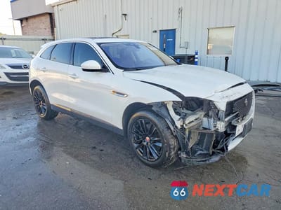 Czwarte zdjęcie samochodu z boku: 2019 JAGUAR F-PACE PRESTIGE VIN:SADCK2GX7KA390263 - miniatura