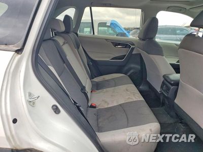 Zdjęcie 11 z 14 samochodu: 2019 TOYOTA RAV4 XLE VIN:2T3W1RFV8KW057558 - miniatura