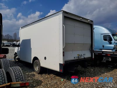 Drugie zdjęcie samochodu z przodu: 2022 CHEVROLET EXPRESS G3500 DELIVERY TRUCK VIN:1GB3GSC78N1257166 - miniatura