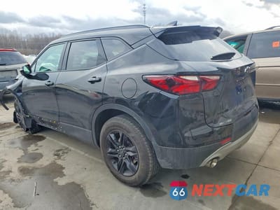 Drugie zdjęcie samochodu z przodu: 2021 CHEVROLET BLAZER 3LT VIN:3GNKBDRS7MS522225 - miniatura
