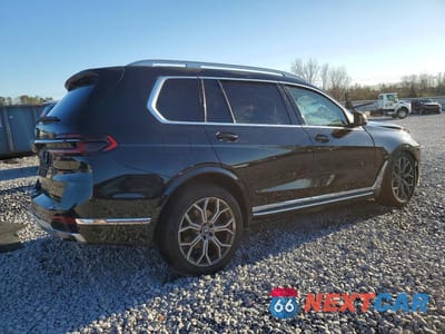 Trzecie zdjęcie samochodu z tyłu: 2024 BMW X7 XDRIVE40I VIN:5UX23EM01R9S21296 - miniatura