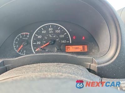 Zdjęcie 9 z 12 samochodu: 2016 NISSAN VERSA S VIN:3N1CN7AP7GL831949 - miniatura