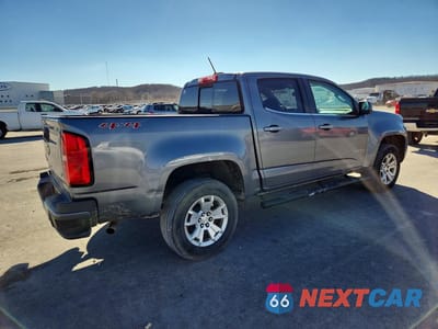 Trzecie zdjęcie samochodu z tyłu: 2018 CHEVROLET COLORADO LT VIN:1GCGTCEN2J1126531 - miniatura