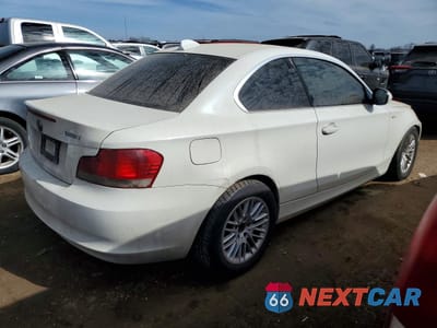 Trzecie zdjęcie samochodu z tyłu: 2010 BMW 128 I VIN:WBAUP7C56AVK76682 - miniatura