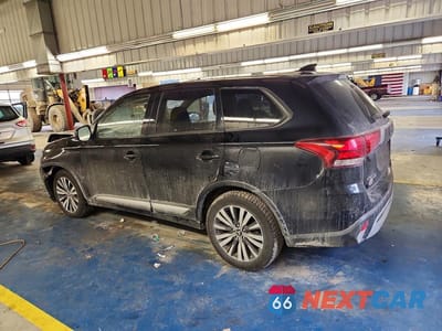 Drugie zdjęcie samochodu z przodu: 2019 MITSUBISHI OUTLANDER SE VIN:JA4AD3A36KZ043317 - miniatura