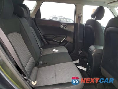 Zdjęcie 10 z 11 samochodu: 2022 KIA SOUL GT LINE VIN:KNDJ63AU1N7818745 - miniatura