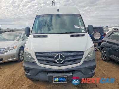 Piąte zdjęcie samochodu w środku: 2018 MERCEDES BENZ SPRINTER 2500 VIN:WD3PE8CD7JP584980 - miniatura