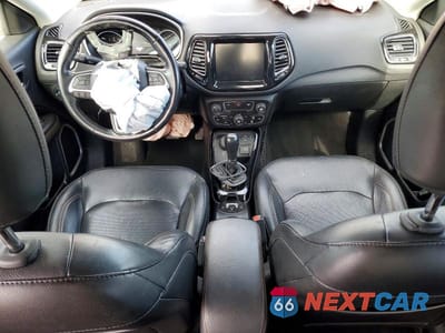 Zdjęcie 8 z 12 samochodu: 2019 JEEP COMPASS LIMITED VIN:3C4NJDCB8KT595340 - miniatura