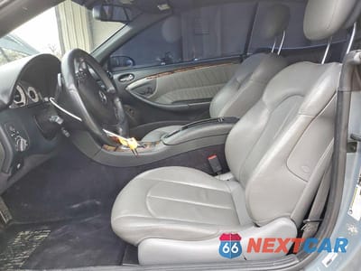 Zdjęcie 7 z 12 samochodu: 2007 MERCEDES-BENZ CLK 550 VIN:WDBTK72F67T085483 - miniatura