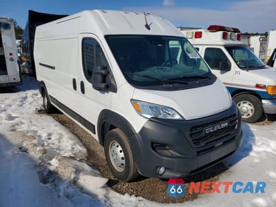 Czwarte zdjęcie samochodu z boku: 2023 RAM PROMASTER 3500 DELIVERY VAN VIN:3C6LRVDG3PE541303 - miniatura