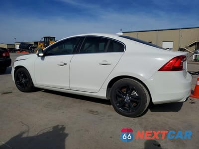 Drugie zdjęcie samochodu z przodu: 2014 VOLVO S60 T5 VIN:YV1612FS7E2278444 - miniatura