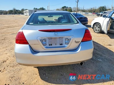 Zdjęcie 6 z 12 samochodu: 2006 HONDA ACCORD SE VIN:1HGCM56316A126596 - miniatura