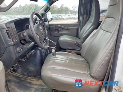 Zdjęcie 7 z 13 samochodu: 2019 CHEVROLET EXPRESS G3500 LS 2.8L 4C TDSL PASSENGER VIN:1GAZGLF16K1368905 - miniatura