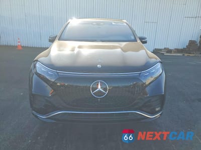 Piąte zdjęcie samochodu w środku: 2023 MERCEDES-BENZ EQS SUV 580 4MATIC VIN:4JGDM4EBXPA011689 - miniatura