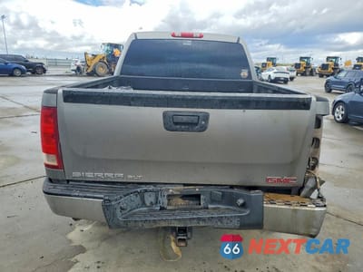 Zdjęcie 6 z 13 samochodu: 2008 GMC SIERRA K1500 VIN:2GTEK13M581187143 - miniatura