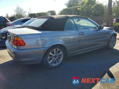 Trzecie zdjęcie samochodu z tyłu: 2004 BMW 330 CI VIN:WBABW53434PL40689 - miniatura