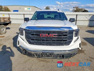 Piąte zdjęcie samochodu w środku: 2024 GMC SIERRA K1500 VIN:1GTRUAED7RZ155215 - miniatura