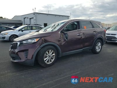 2020 KIA SORENTO S 5XYPG4A58LG612201 - główne zdjęcie licytacji z USA - miniatura