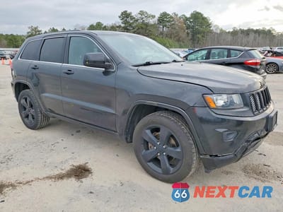 Czwarte zdjęcie samochodu z boku: 2015 JEEP GRAND CHEROKEE LAREDO VIN:1C4RJFAG0FC687359 - miniatura