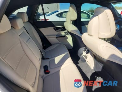 Zdjęcie 11 z 12 samochodu: 2023 MERCEDES-BENZ GLC 300 4MATIC VIN:W1NKM4HB2PU012219 - miniatura