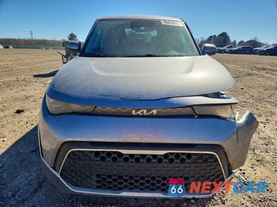 Piąte zdjęcie samochodu w środku: 2024 KIA SOUL LX VIN:KNDJ23AU2R7907645 - miniatura