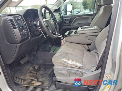 Zdjęcie 7 z 12 samochodu: 2017 CHEVROLET SILVERADO K3500 VIN:1GC4KYCY8HF207966 - miniatura