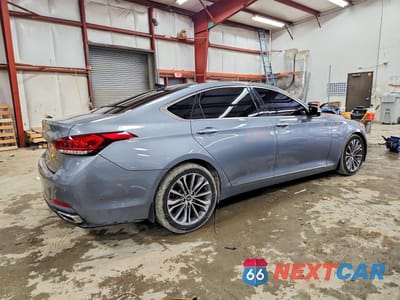 Trzecie zdjęcie samochodu z tyłu: 2016 HYUNDAI GENESIS 3.8L VIN:KMHGN4JE8GU118703 - miniatura