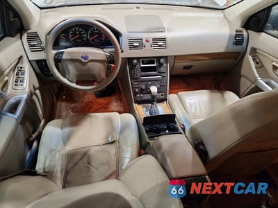 Zdjęcie 8 z 12 samochodu: 2004 VOLVO XC90 T6 VIN:YV1CZ91H441100589 - miniatura