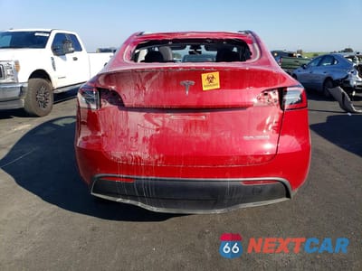 Zdjęcie 6 z 12 samochodu: 2022 TESLA MODEL Y VIN:7SAYGDEF5NF486819 - miniatura
