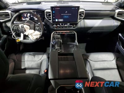 Zdjęcie 8 z 13 samochodu: 2025 TOYOTA TUNDRA PLATINUM VIN:5TFNA5DB3SX321407 - miniatura