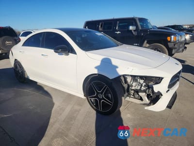 Czwarte zdjęcie samochodu z boku: 2023 MERCEDES-BENZ CLA 250 4MATIC VIN:W1K5J4HB5PN411218 - miniatura