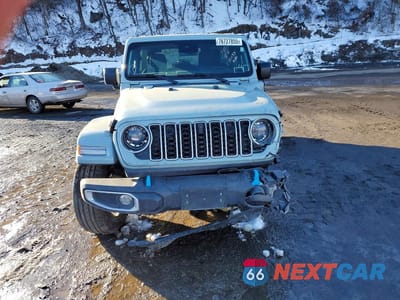 Piąte zdjęcie samochodu w środku: 2024 JEEP WRANGLER SAHARA 4XE VIN:1C4RJXP64RW208948 - miniatura