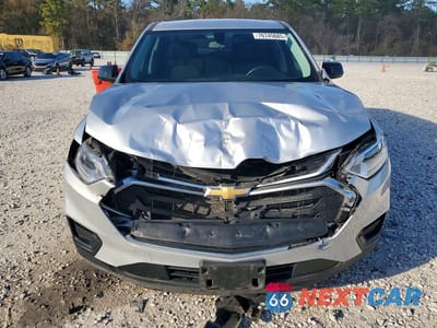 Piąte zdjęcie samochodu w środku: 2020 CHEVROLET TRAVERSE LS VIN:1GNERFKWXLJ165107 - miniatura