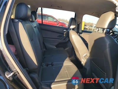Zdjęcie 11 z 13 samochodu: 2018 VOLKSWAGEN TIGUAN SE VIN:3VV3B7AX7JM199818 - miniatura