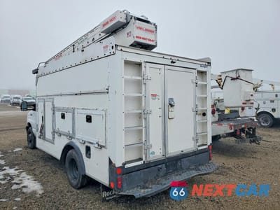 Trzecie zdjęcie samochodu z tyłu: 2019 FORD E450 CABLE PLACER BUCKET TRUCK VIN:1FDXE4FS1KDC17144 - miniatura