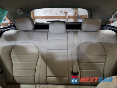 Zdjęcie 10 z 12 samochodu: 2021 MERCEDES-BENZ GLC 300 4MATIC VIN:W1N0G8EB2MF881414 - miniatura