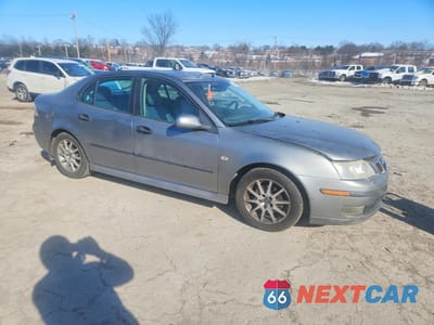 Czwarte zdjęcie samochodu z boku: 2004 SAAB 9-3 LINEAR VIN:YS3FB45SX41014132 - miniatura