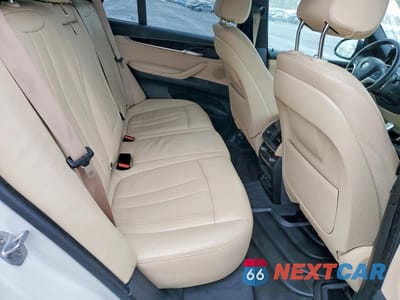 Zdjęcie 11 z 12 samochodu: 2017 BMW X5 XDRIVE35D VIN:5UXKS4C33H0Y15903 - miniatura