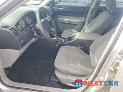 Zdjęcie 7 z 11 samochodu: 2007 CHRYSLER 300 VIN:2C3LA43R67H884595 - miniatura