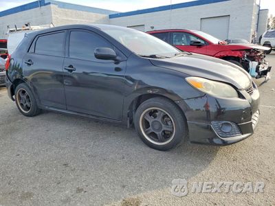 Czwarte zdjęcie samochodu z boku: 2009 TOYOTA COROLLA MATRIX VIN:2T1KU40E59C043087 - miniatura