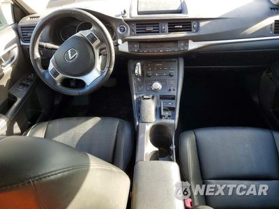 Zdjęcie 8 z 11 samochodu: 2012 LEXUS CT 200H PREMIUM VIN:JTHKD5BHXC2085238 - miniatura