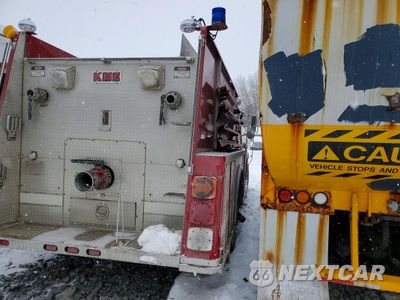 Trzecie zdjęcie samochodu z tyłu: 1994 INTERNATIONAL 4900 FIRE TRUCK VIN:1HTSDAAR1SH642038 - miniatura