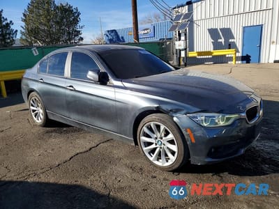 Czwarte zdjęcie samochodu z boku: 2018 BMW 320 XI VIN:WBA8E5G56JNU45900 - miniatura