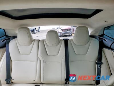 Zdjęcie 10 z 12 samochodu: 2018 TESLA MODEL S VIN:5YJSA1E25JF276070 - miniatura