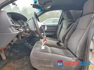 Zdjęcie 7 z 12 samochodu: 2008 FORD CROWN VICTORIA POLICE INTERCEPTOR VIN:2FAFP71V48X111291 - miniatura