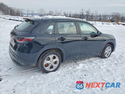 Trzecie zdjęcie samochodu z tyłu: 2024 HONDA HR-V LX VIN:3CZRZ2H30RM738747 - miniatura