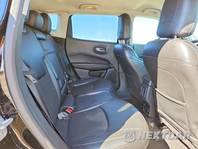 Zdjęcie 11 z 12 samochodu: 2019 JEEP COMPASS LATITUDE VIN:3C4NJDBBXKT740704 - miniatura